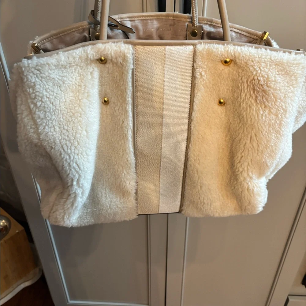 Kate Spade Everything racing stripe faux shearling large tote bag - Picture 7 of 10